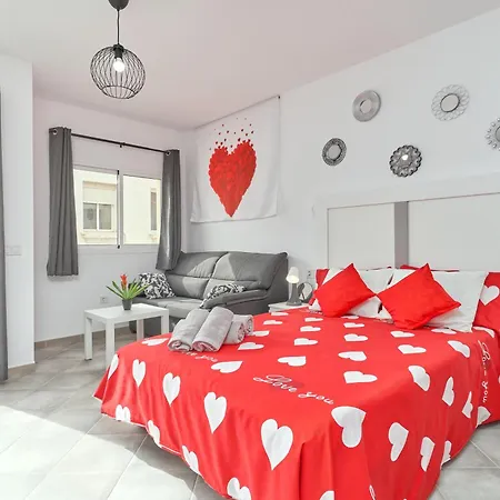 Nerja Boutique 202 Deluxe Appartement Buitenkant foto